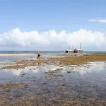 Casa Village - 450M Da Praia De Taperapuan, Na Rua Da Arena Axe Moi!